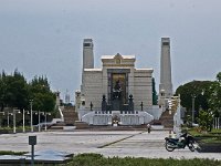 P1040155  Monument au roi Rama I