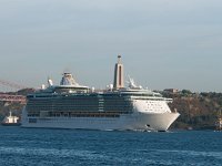 L'independance of the Seas quitte Lisbonne