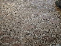 Mosaïque de la galerie sud qui menait aux thermes privés