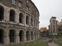 Théatre de Marcellus et temple d'Apollon Sosiano
