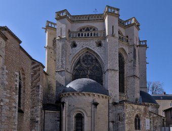 Le côté sud et les chapelles