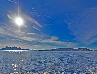 Archipel de Riou en contre jour