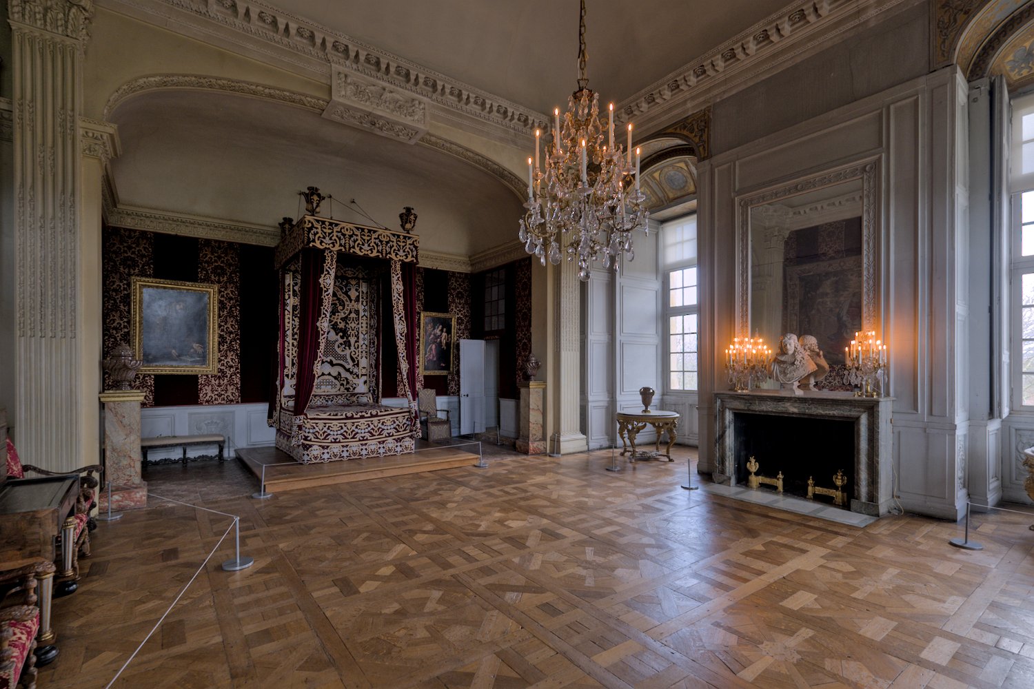 La chambre du roi (Louis XIV y séjourna)
