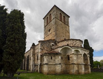 Vue extérieure de l'arrière de la basilique