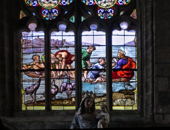 Vitrail Les oeuvres de la Miséricorde