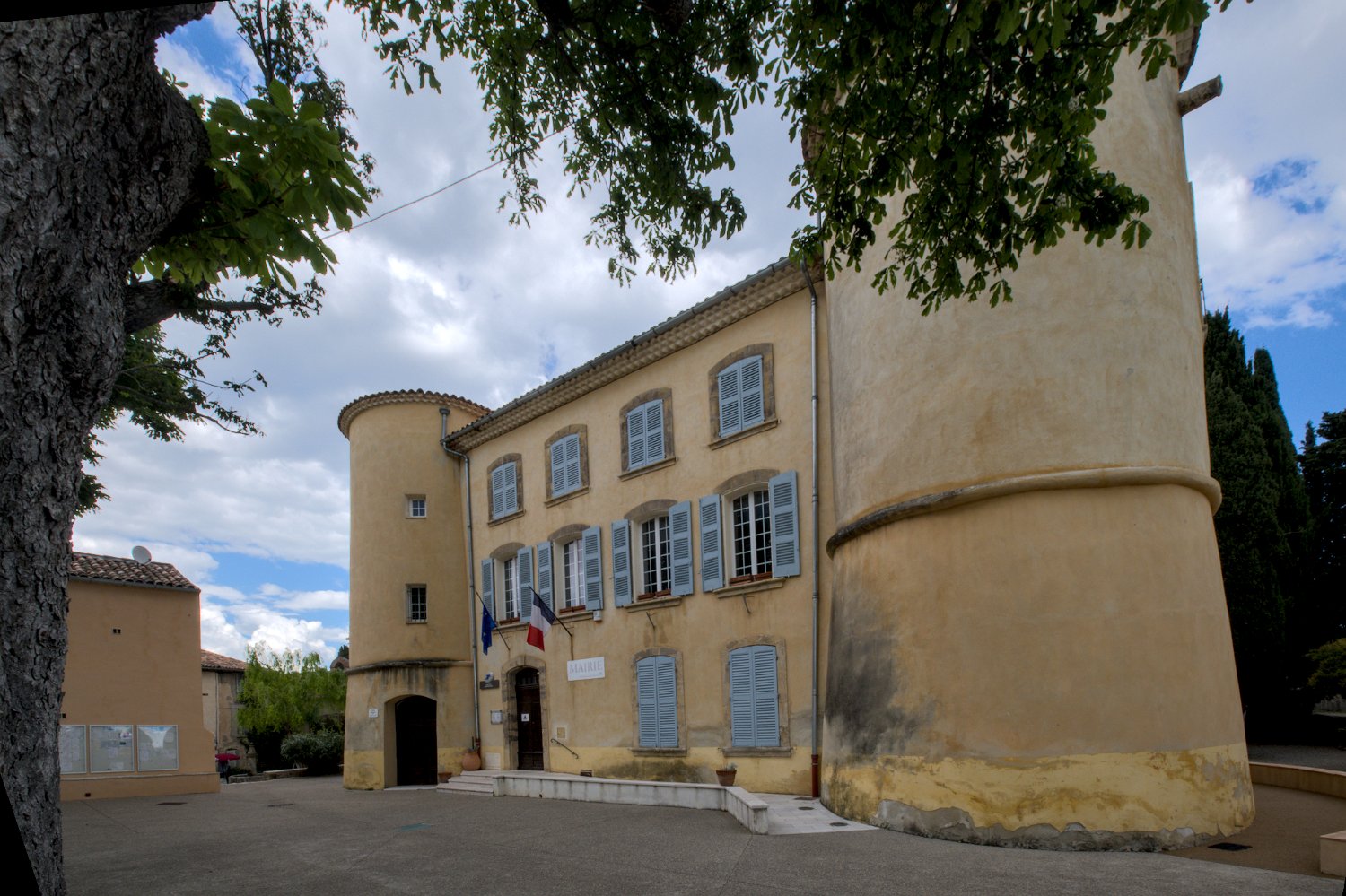 Le château municipal