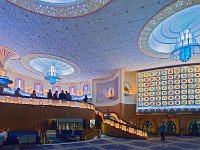 Mezzanine du hall  ... qui deviennent bleues ensuite
