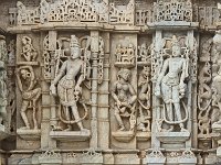 Détail des scultures érotiques de la façade