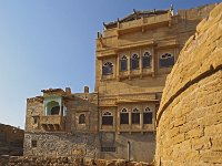 Haveli  Les havelis sont construits suivant une architecture permettant de retenir un maximum de fraicheur par une optimisation de la ventilation