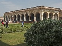Diwan-i-Am (salle des audiences publiques)  c'est en ce lieu que les empereurs moghols accueillaient le peuple et écoutaient ses griefs