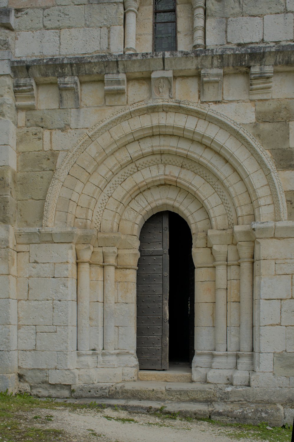 La chapelle - porche