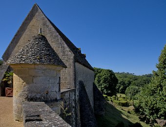 Echauguette de la 2ème enceinte et caserne médiévale