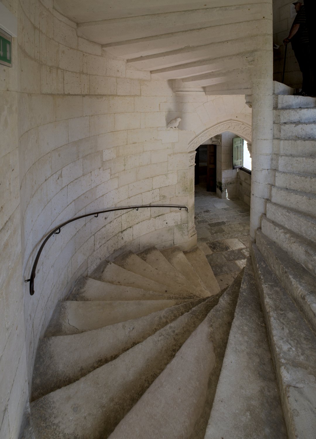 L'escalier de la tour entre le premier et le 2ème étage