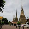 DSC 1318  Tois des quatre Phra Maha Chedi  en enfilade